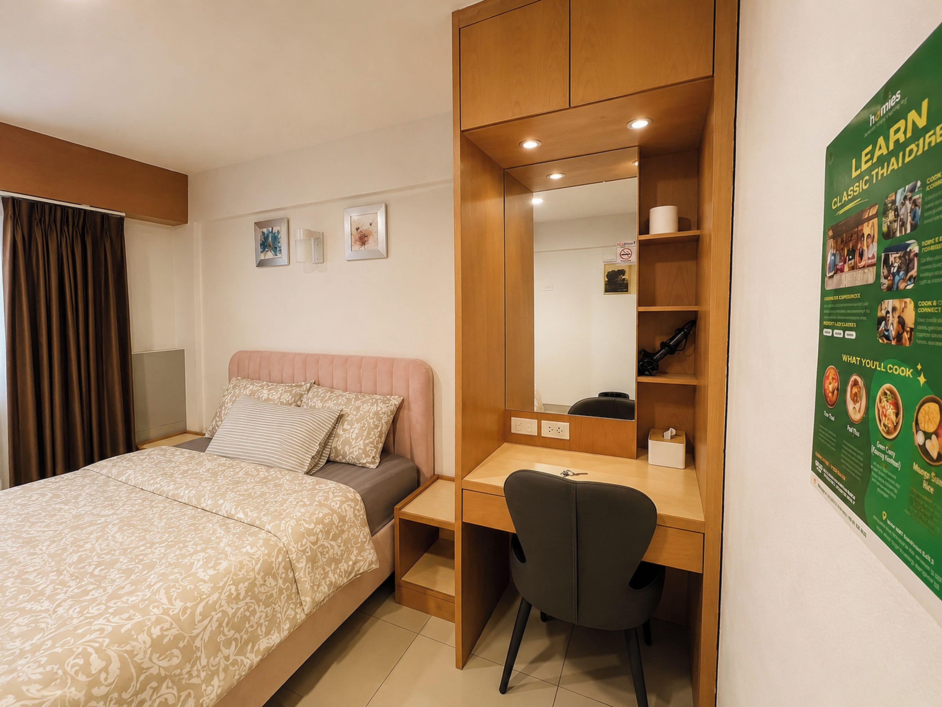 Superior Room | Desk, WiFi (free), bed sheets
