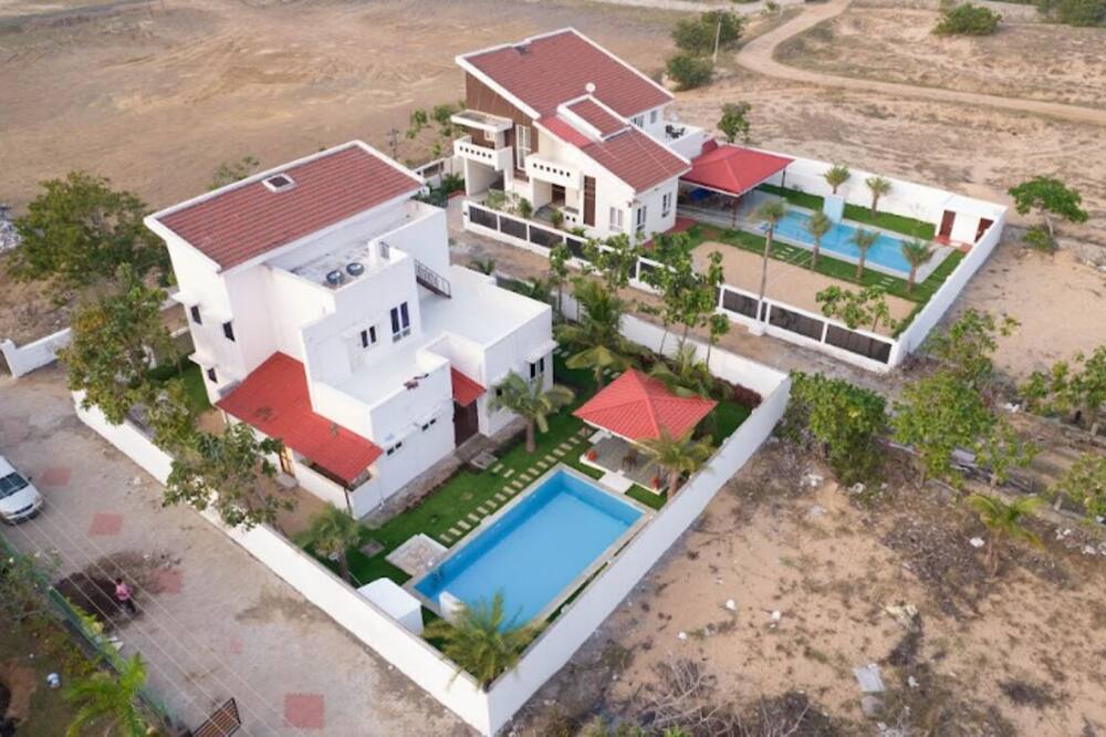 ECR Inn