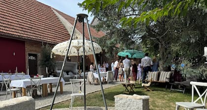 Landhaus für bis zu Vier Personen, 50 Mbits Wlan, 22 KW Wallbox, Hundefreundlich