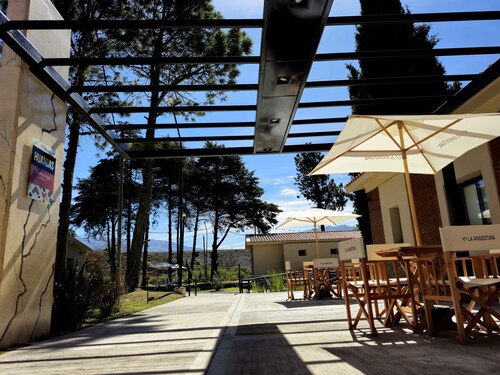 Hosteria La Angostura