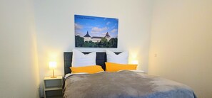 2 dormitorios, tabla de planchar con plancha, wifi gratis y ropa de cama