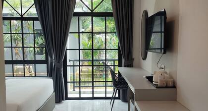 The target residence & resort