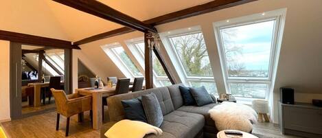 Smart-TV, Stereoanlage