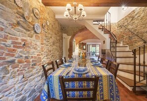 Dining - Villa Rosina Comfortable holiday residence (Lucignano)