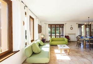 Living area - Villa Clemente Comfortable holiday residence (Lucignano)