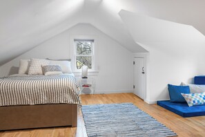 4 Schlafzimmer, Bügeleisen/B ügelbrett, Reisekinderbett, kostenloses WLAN