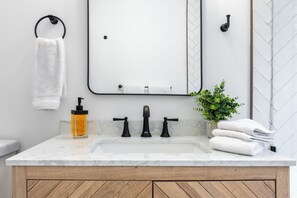 Haartrockner, Handtücher