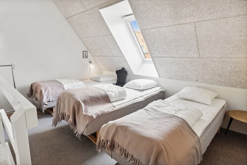 Lovely apartment right in the center of Marielyst