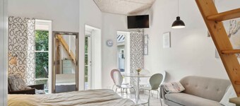 Lovely apartment right in the center of Marielyst