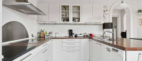 Réfrigérateur, four