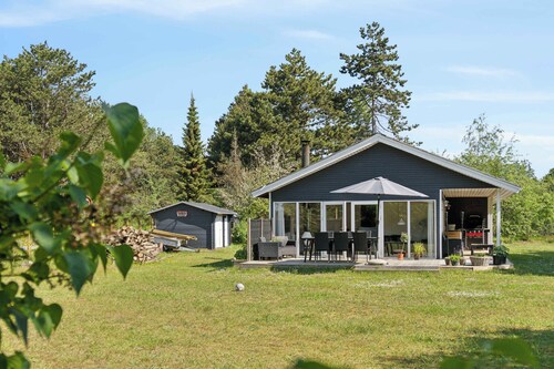 Cozy house with outdoor spa