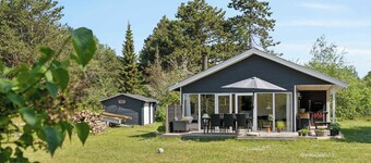 Cozy house with outdoor spa