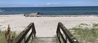 Panoramic ocean view - beautiful beach.