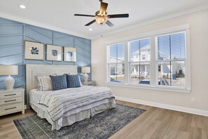 3 Schlafzimmer, Bügeleisen/Bügelbrett, Internetzugang, Bettwäsche