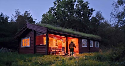 Charming, older cottage in nature