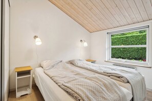 4 bedrooms, free WiFi, wheelchair access