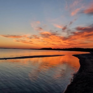 Beach - Excellent cottage with sauna and spa 10 persons (Højby)