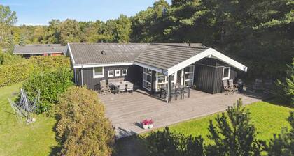 Excellent cottage with sauna and spa 10 persons