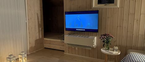 2 bedrooms, free WiFi