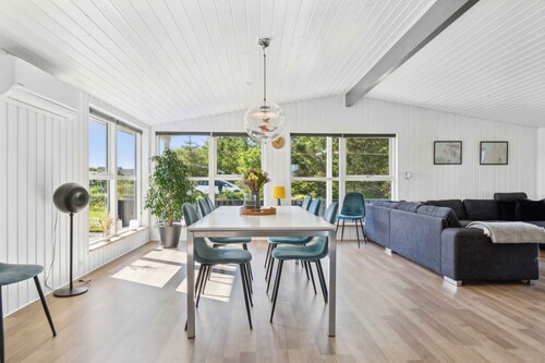 Restored summercottage close to the sea/beach