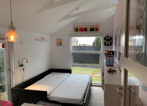 3 bedrooms, iron/ironing board, free WiFi - Exclusive architect designed beach house (Karrebæksminde)