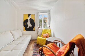 Living area - Lovely holiday apartment in Rønne (Rønne)