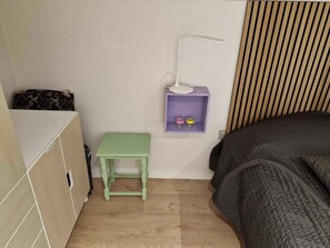 4 bedrooms, iron/ironing board, free WiFi - Quiet area 15 km to the beach (Skibby)