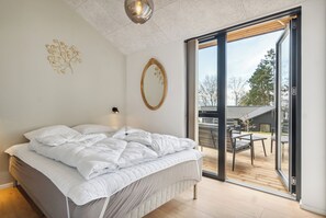 4 bedrooms, free WiFi - Impressive holiday cottage by the Helsnæs Bay (Millinge)