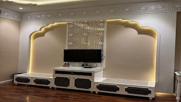 Club Room