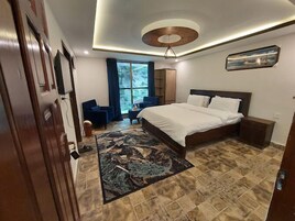 Sistema de insonorización, tabla de planchar con plancha y wifi gratis 