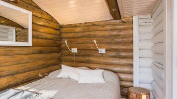 1 makuuhuone, vauvan matkasänky, internet