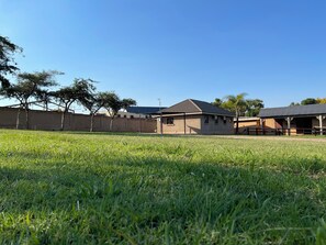 Property grounds - 63 On Saal Accommodation - Peaceful in Nature - STABLES (GP)