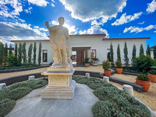 SPQR Hunter Valley - A grand Roman inspired getaway experience