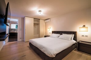 2 Schlafzimmer, Schreibtisch, Bügeleisen/Bügelbrett, WLAN