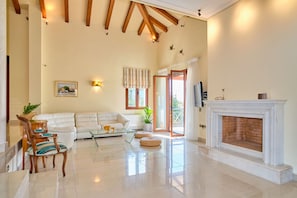 5 bedrooms - Utopia Beach Villa in Ionian Islands (Corfu)