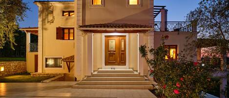 Villa | 5 habitaciones