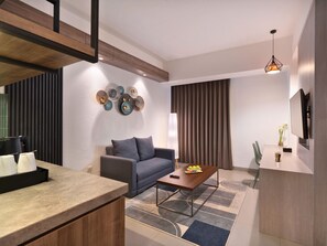 Executive Room | Living room