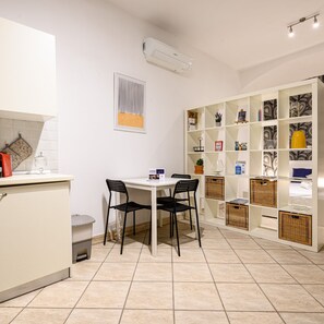 Apartment - Via Nilo 30 in Naples (Naples)