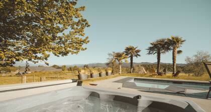 Poolside Retreat W/ Sauna Heart of Wine Country