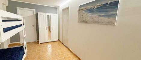 1 habitación, wifi y ropa de cama