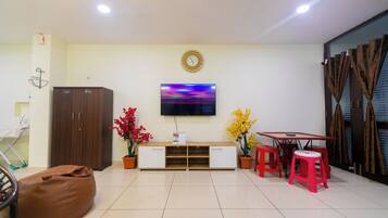 Apartemen Keluarga | 2 kamar tidur dan didekorasi berbeda-beda
