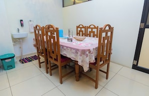 Family Apartment | 2 bedrooms, individually decorated, individually furnished, desk