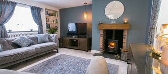 Bwthyn Bryn Gwyn -  a near a pub that sleeps 4 guests  in 2 bedrooms