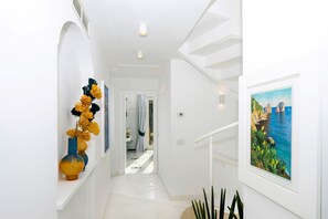 Interior - Luxury Seafront Villa in Praiano with Spa and Indoor Heated Pool (Praiano)