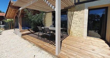 Charming  country cottage - Private jacuzzi with view - 10 min from Marciac