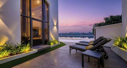 Luxurious Villa Sunny Haven