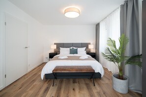 2 slaapkamers, een strijkplank/strijkijzer, wifi, beddengoed