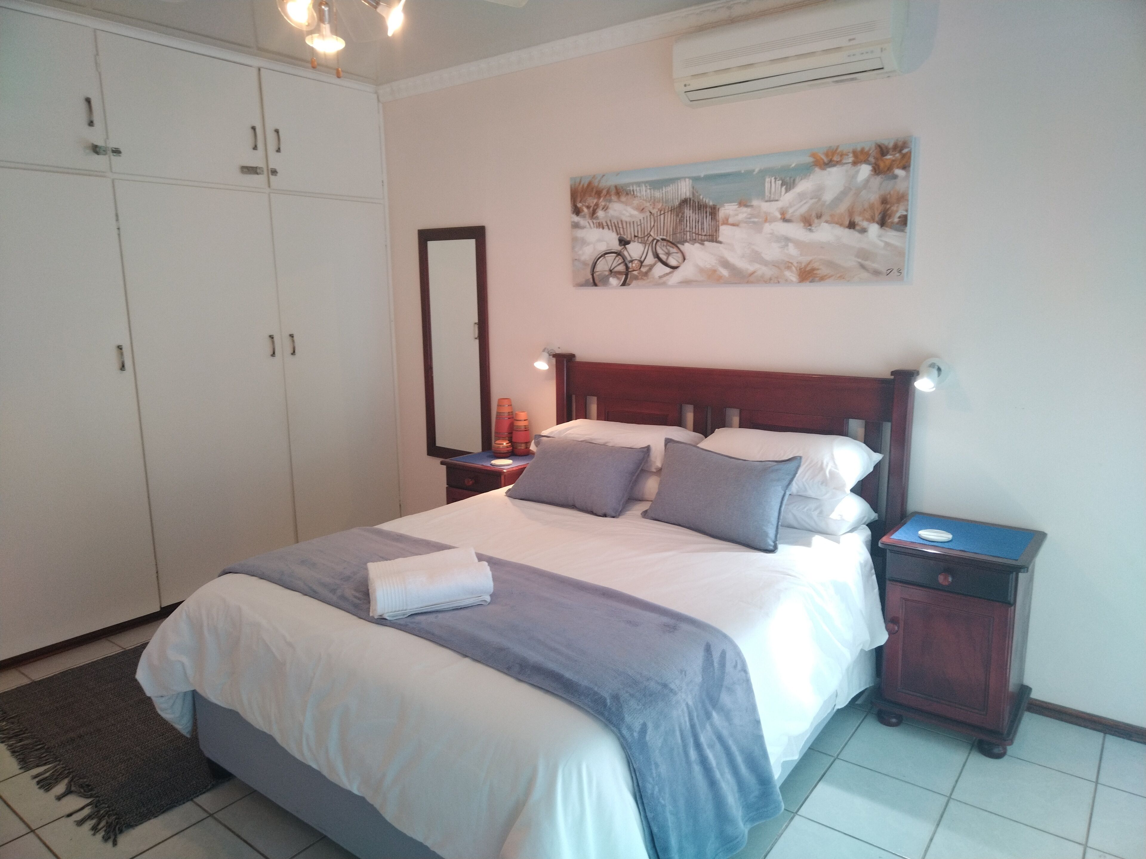 3 多间卧室、熨斗/熨衣板、床单