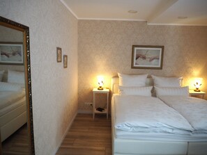 1 chambre, fer et planche à repasser, Wi-Fi gratuit, draps fournis