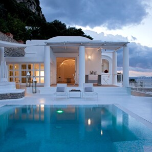 Villa | 3 bedrooms - Villa Fortuna by Myvillacollection (Capri)